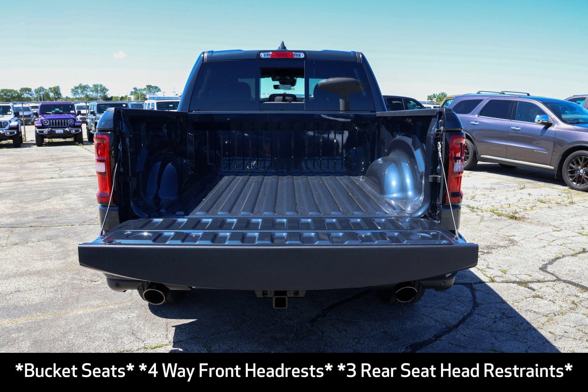 New 2026 RAM 1500 Express AWD/4WD image 16