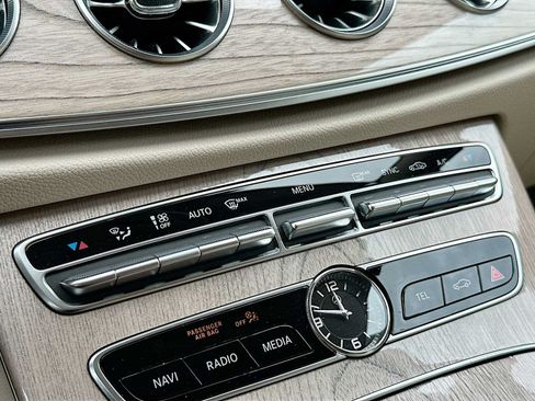 Used 2020 Mercedes-Benz E 450 Cabriolet image 16