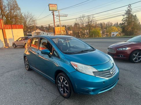 Used 2015 Nissan Versa Note SR w/ Chrome Package image 7
