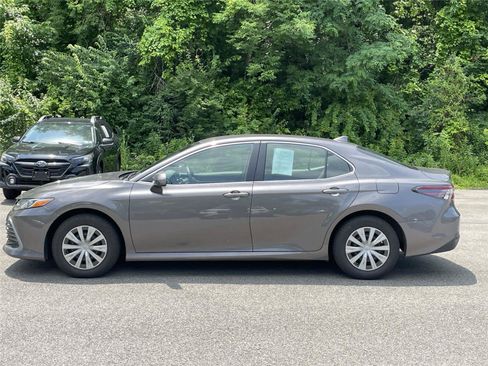 Used 2023 Toyota Camry LE FWD image 2