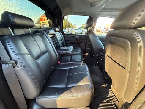 Used 2013 Chevrolet Avalanche LT w/ All-Star Edition image 11