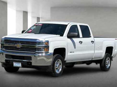 Used 2015 Chevrolet Silverado 2500 W/T AWD/4WD image 8
