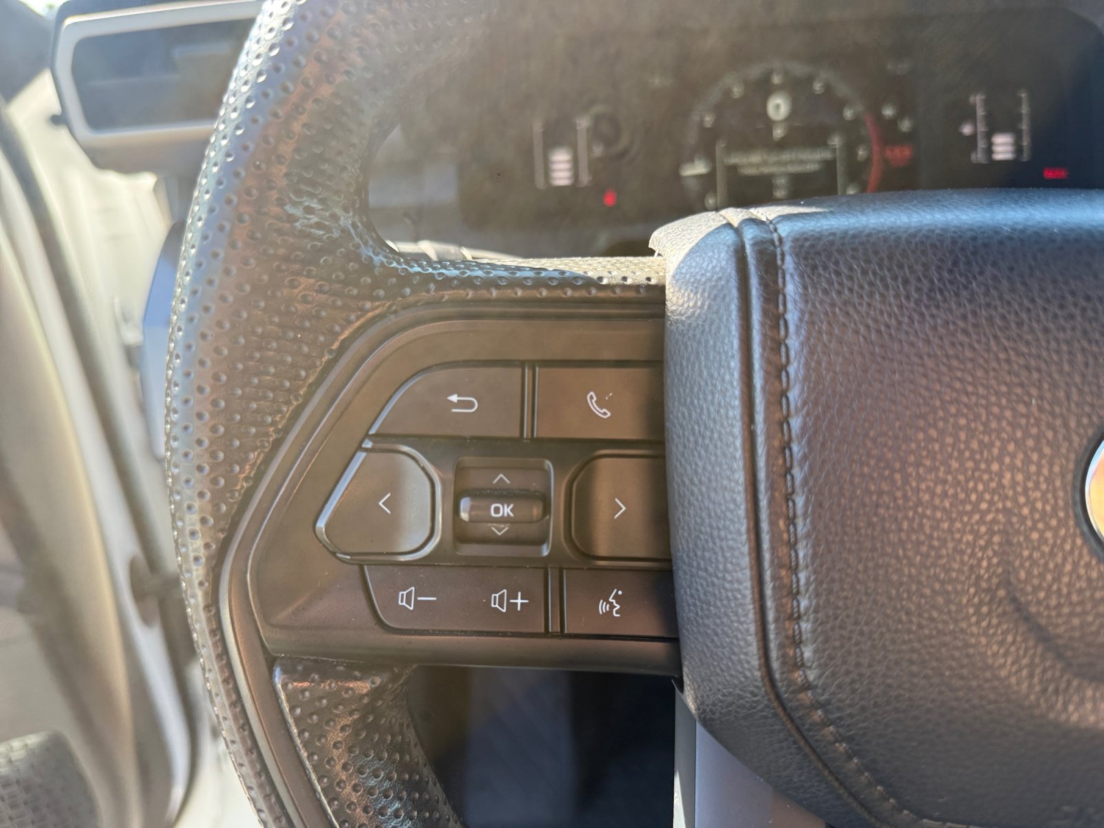 Used 2024 Toyota Tacoma SR5 AWD/4WD image 20