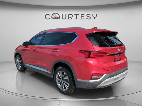 Used 2020 Hyundai Santa Fe SEL w/ Convenience + Premium Package FWD image 5