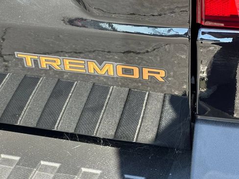 Certified 2025 Ford Maverick Tremor AWD/4WD image 32