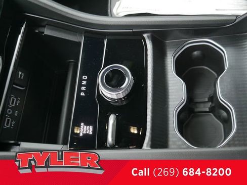 New 2026 Jeep Grand Cherokee Limited AWD/4WD image 38