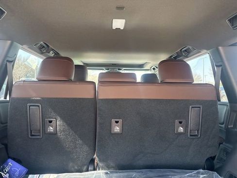 Used 2025 Toyota Land Cruiser w/ Premium Package image 8