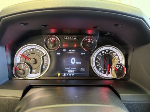 Used 2017 RAM 1500 Sport w/ Sublime Green Sport Package image 10