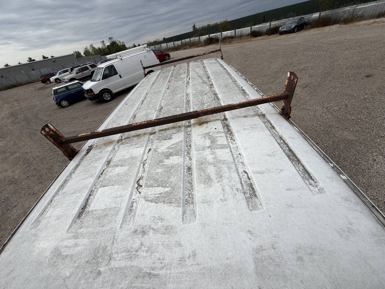 Used 1999 Ford E-350 and Econoline 350 Super Duty RWD image 8