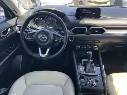 Used 2017 MAZDA CX-5 Touring w/ Preferred Equipment Package FWD image 7