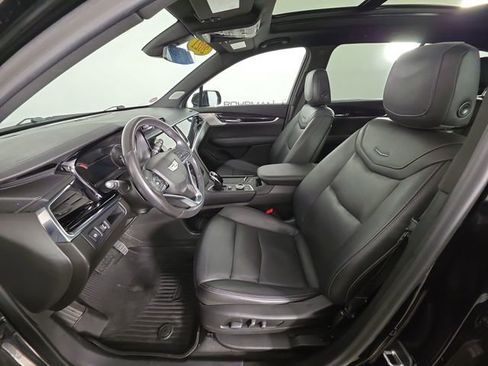 Used 2021 Cadillac XT6 Premium Luxury AWD/4WD image 19