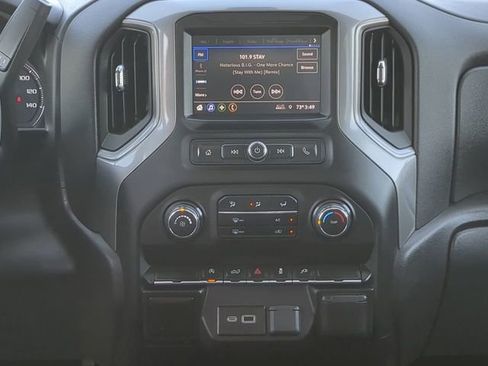 Used 2021 Chevrolet Silverado 1500 Custom w/ LPO, Blackout Package image 18