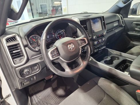 Used 2020 RAM 1500 Big Horn AWD/4WD image 4