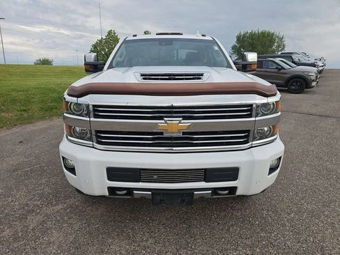 Used 2017 Chevrolet Silverado 2500 High Country w/ Duramax Plus Package AWD/4WD image 8