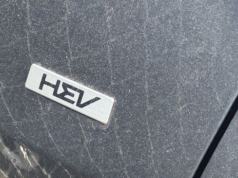 Used 2024 Kia Sportage EX w/ EX Premium Package image 6