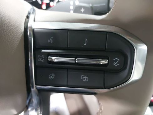 New 2026 GMC Yukon Denali w/ Advanced Technology Package AWD/4WD image 18
