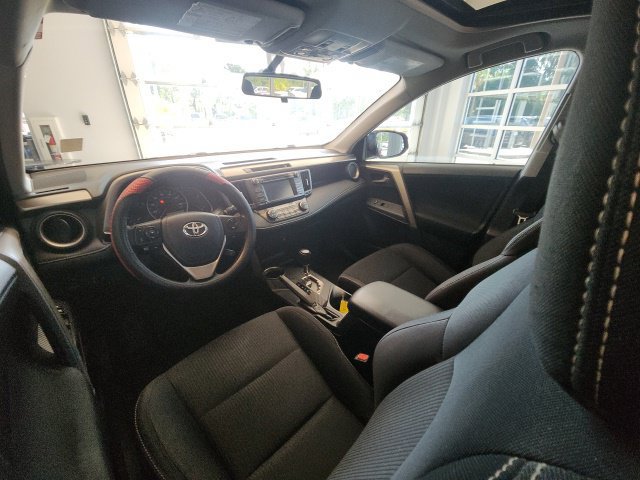 Used 2014 Toyota RAV4 XLE AWD/4WD image 19