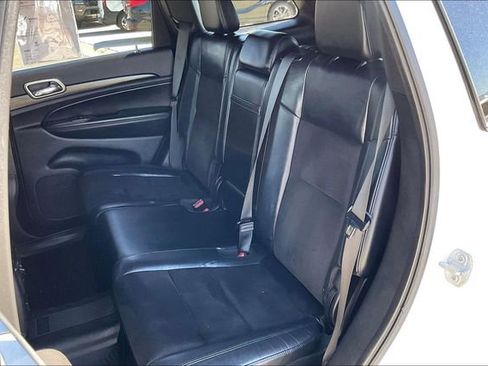 Used 2021 Jeep Grand Cherokee Laredo X image 25