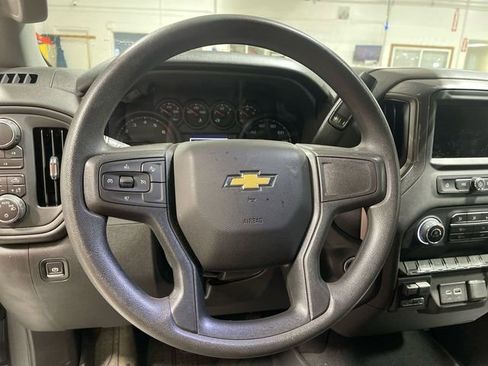 Used 2025 Chevrolet Silverado 2500 Custom w/ Custom Value Package AWD/4WD image 10