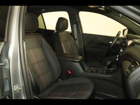 Used 2023 Chevrolet Equinox RS AWD/4WD image 28