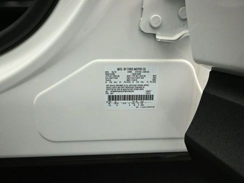 Certified 2023 Ford Edge Titanium w/ Equipment Group 301A image 32