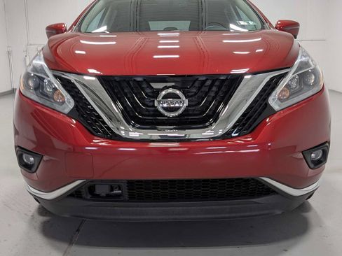 Used 2018 Nissan Murano SL w/ Moonroof Package AWD/4WD image 2