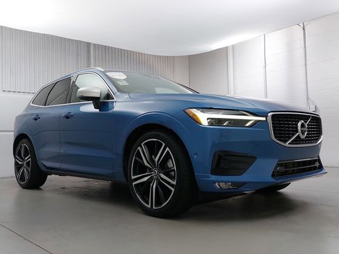 Used 2019 Volvo XC60 T6 R-Design w/ Protection Package Premier image 9