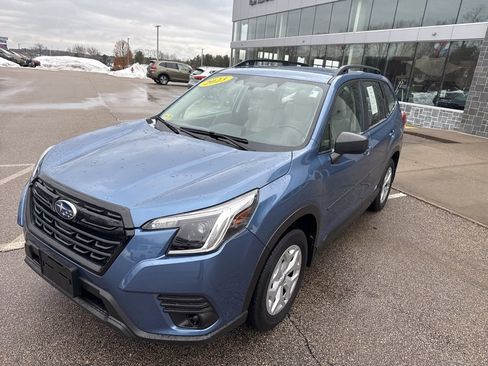 Used 2023 Subaru Forester image 5