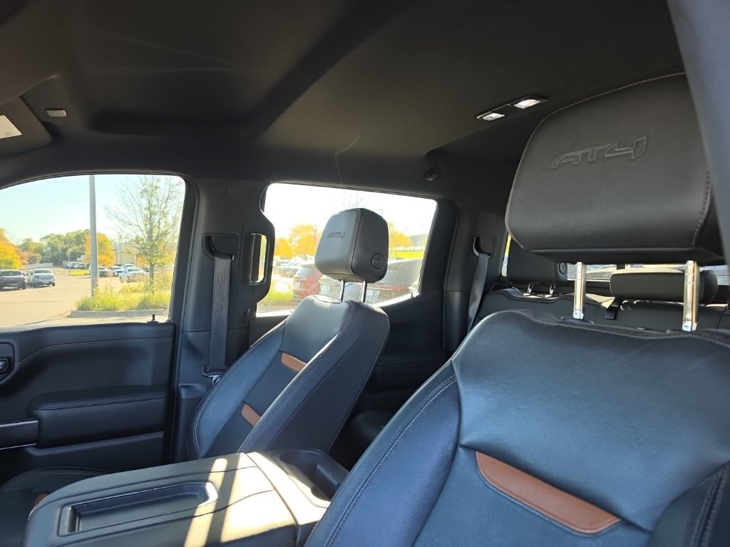 Used 2019 GMC Sierra 1500 AT4 w/ AT4 Premium Package AWD/4WD image 10