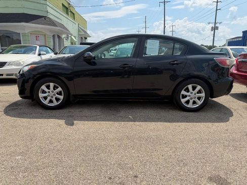 Used 2010 MAZDA MAZDA3 i Touring FWD image 4