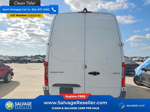 Used 2021 Mercedes-Benz Sprinter 2500 image 8