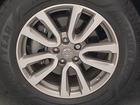 Used 2016 Nissan Pathfinder SV AWD/4WD image 31
