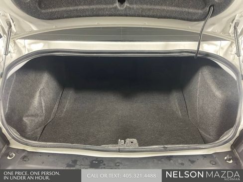 Used 2020 Dodge Challenger SXT w/ Plus Package RWD image 12