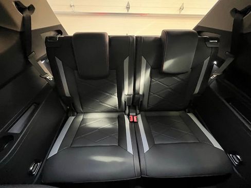 New 2026 Volkswagen Atlas Peak Edition AWD/4WD image 26
