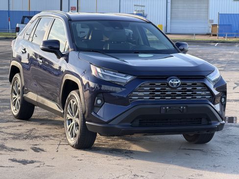 Used 2024 Toyota RAV4 Limited AWD/4WD image 3