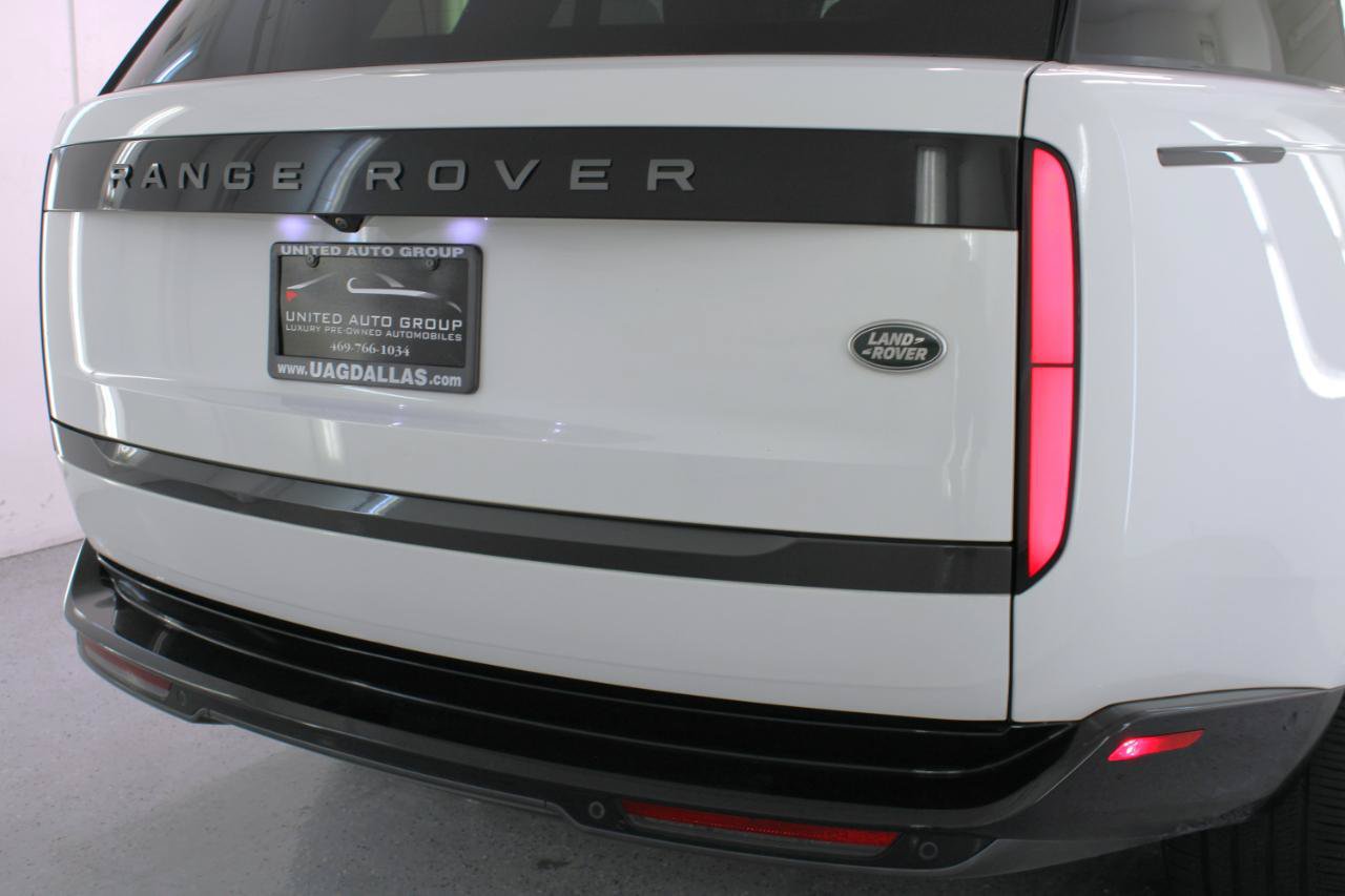Used 2022 Land Rover Range Rover Long Wheelbase SE AWD/4WD image 23