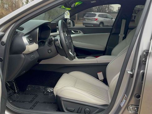 Used 2023 Genesis G70 2.0T w/ Sport Prestige Package image 14