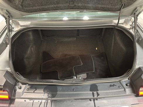 Used 2018 Dodge Challenger GT w/ Driver Convenience Group image 8