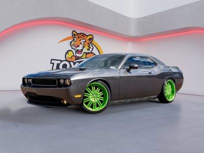 Used 2014 Dodge Challenger SXT