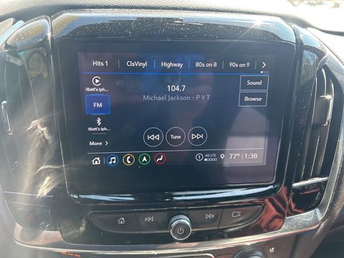 Certified 2023 Chevrolet Traverse Premier AWD/4WD image 16