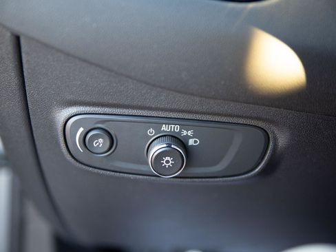 Certified 2024 Chevrolet Equinox LS w/ Sport Edition image 19