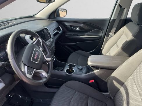 Used 2024 GMC Terrain SLE AWD/4WD image 9