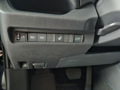 New 2025 Toyota RAV4 XLE image 16