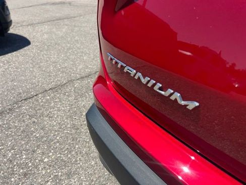 Used 2024 Ford Edge Titanium AWD/4WD image 22