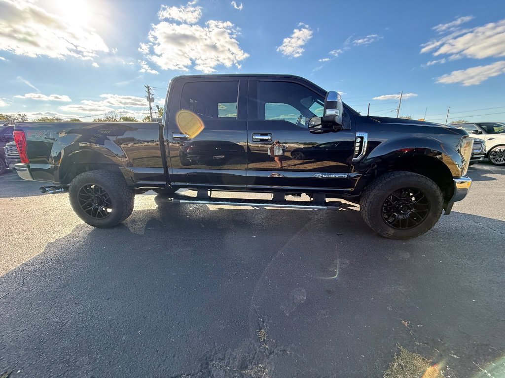 Used 2019 Ford F250 XLT w/ XLT Premium Package AWD/4WD image 2