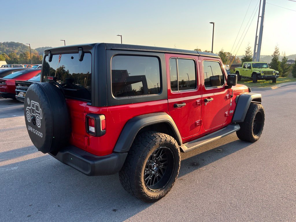 Used 2019 Jeep Wrangler Unlimited Sport S AWD/4WD image 3
