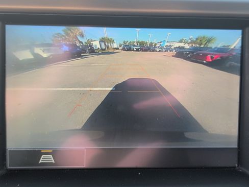 Used 2022 GMC Acadia AT4 image 15