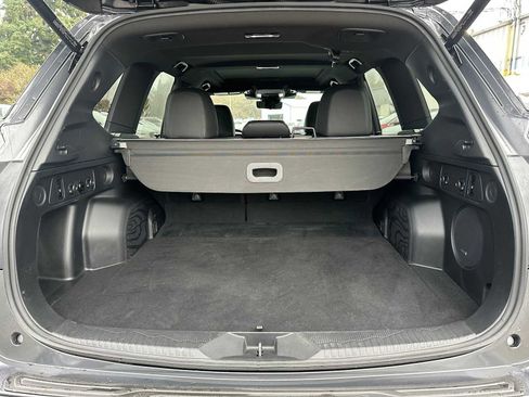 Used 2025 Subaru Forester Touring image 14