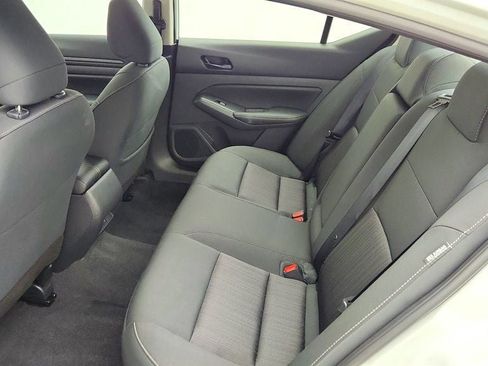 Used 2025 Nissan Altima 2.5 SV FWD image 18