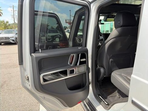 Used 2023 Mercedes-Benz G 63 AMG 4MATIC w/ Seat Comfort Package image 22